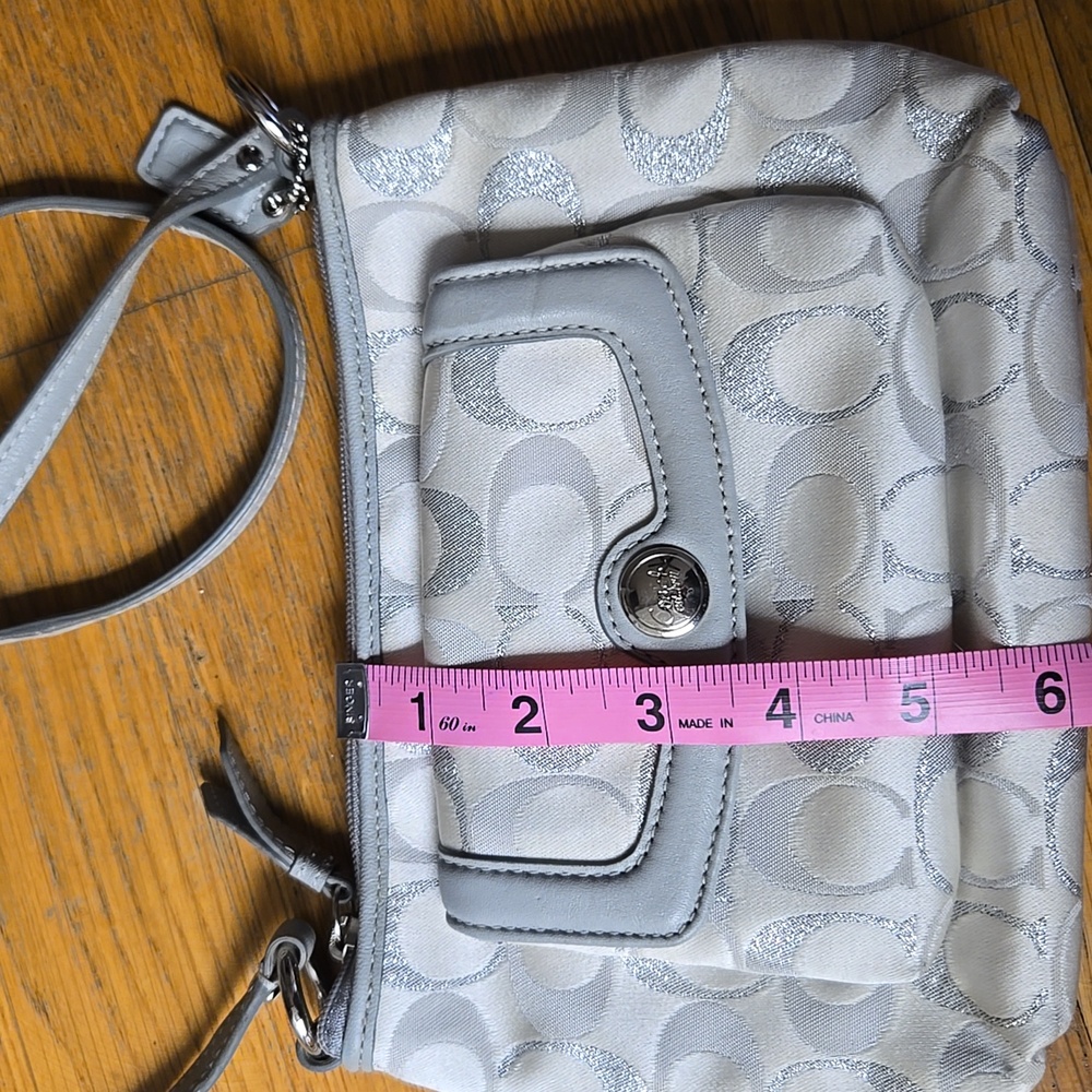 Coach Crossbody - Picture 4 of 13
